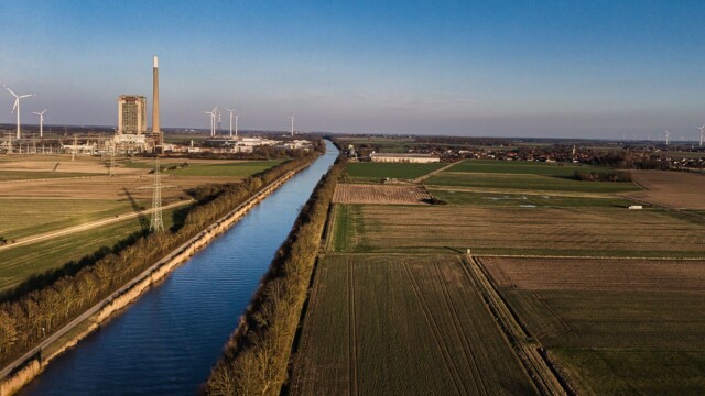 Den Kanal entlang